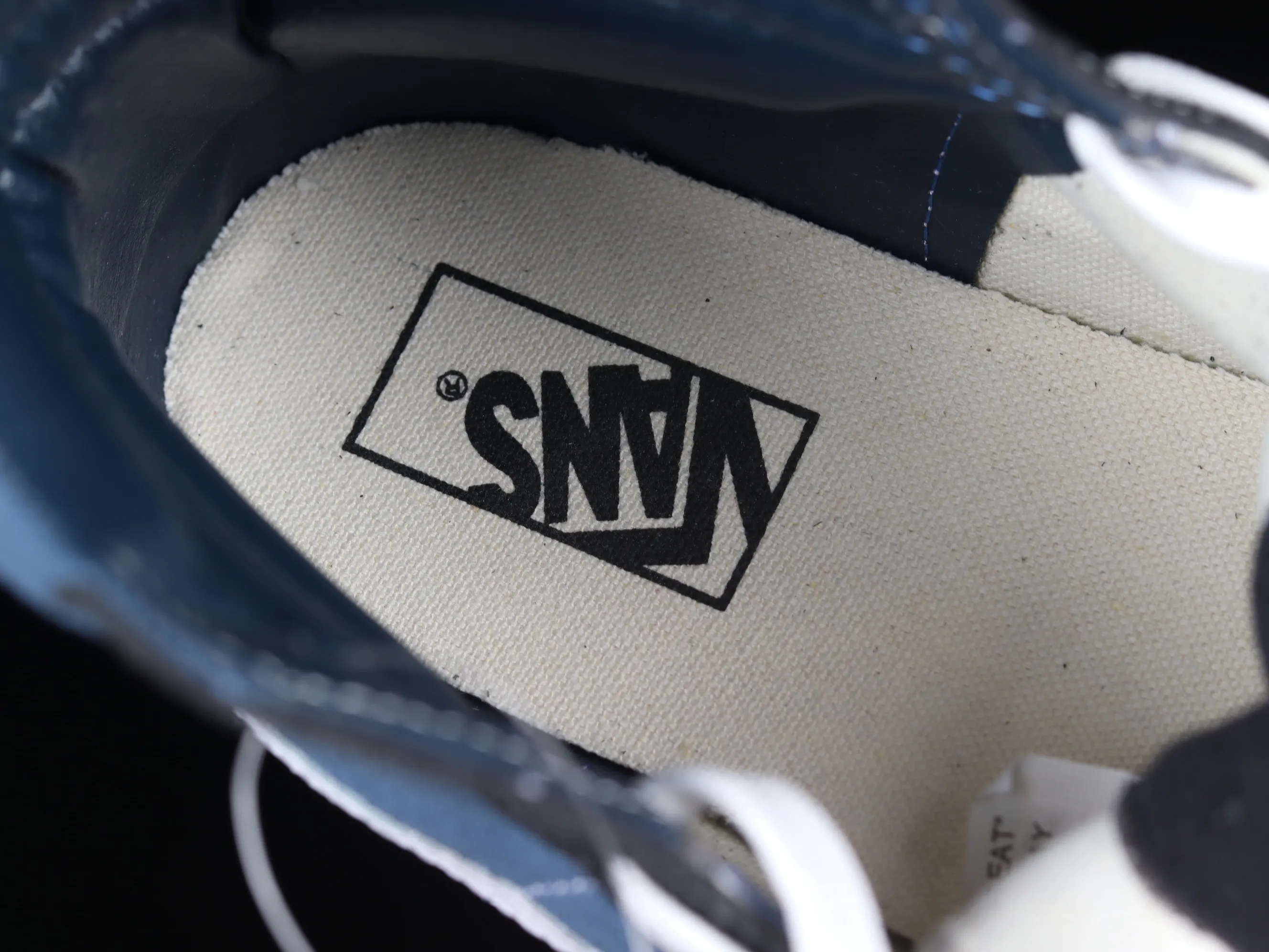 All categories Vans Vans series Vans Hi Vans high-top Vans Old Skool Vans classic blue high-top casual sneakers VN000D5INVY